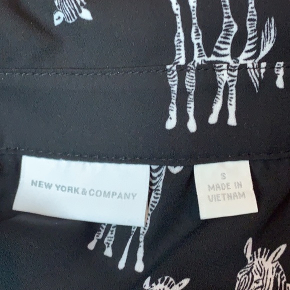 New York & Company Zebra Top - Picture 7 of 8